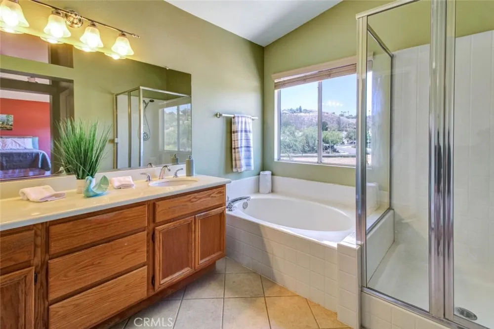 1353 Hermosa Corona, CA 92879
