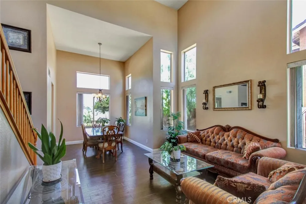 1353 Hermosa Corona, CA 92879