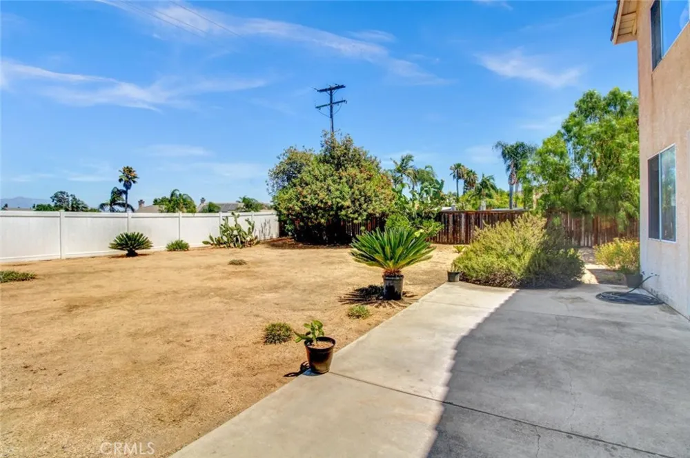 1353 Hermosa Corona, CA 92879