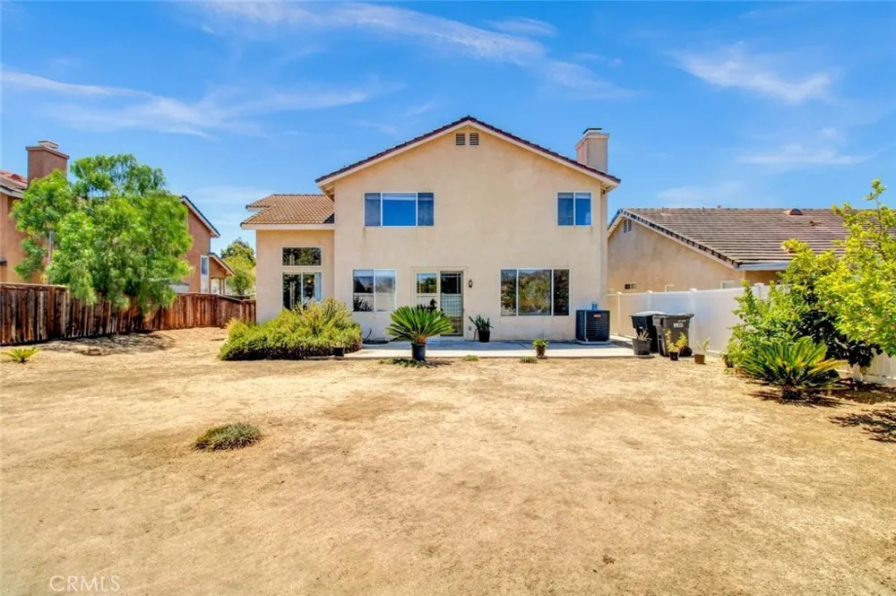 1353 Hermosa Corona, CA 92879