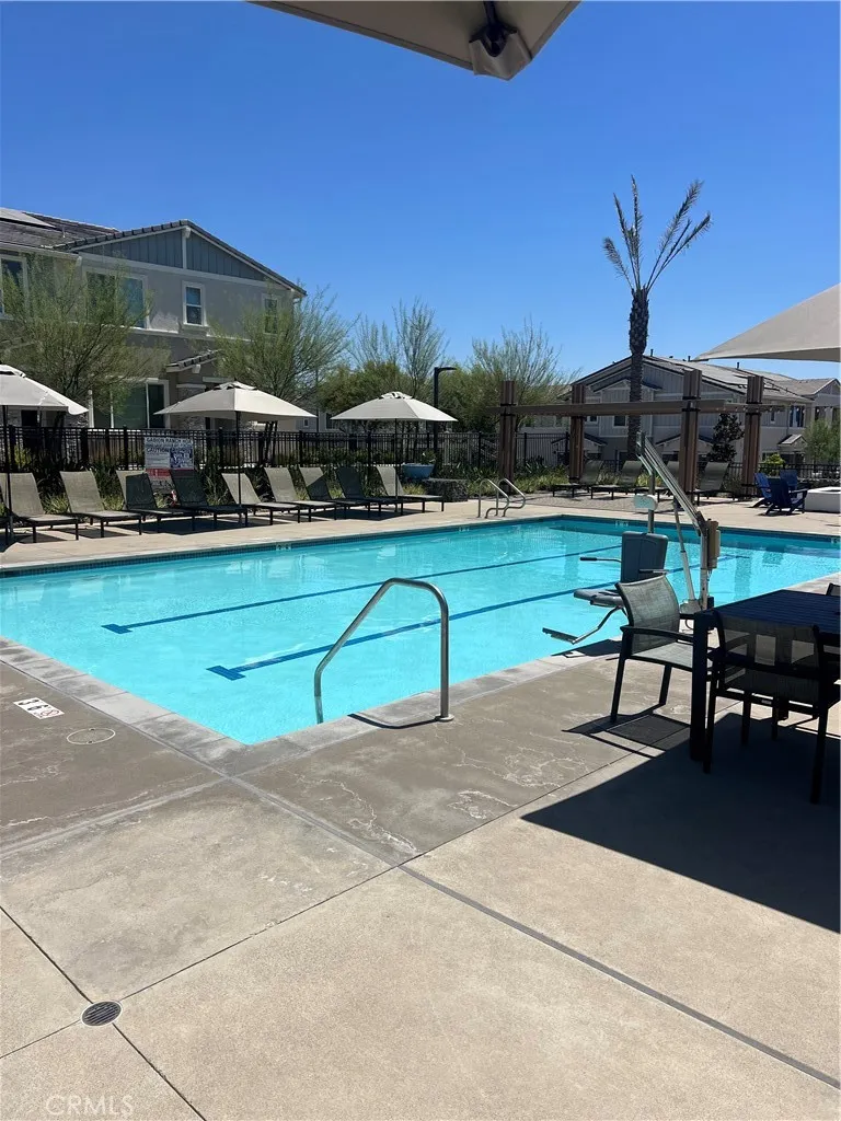 16502 Casa Grande #324 Fontana, CA 92336