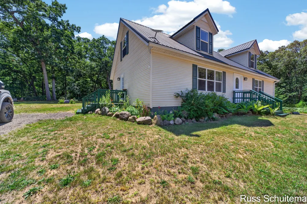 11508 Nichols Road Holton, MI 49425