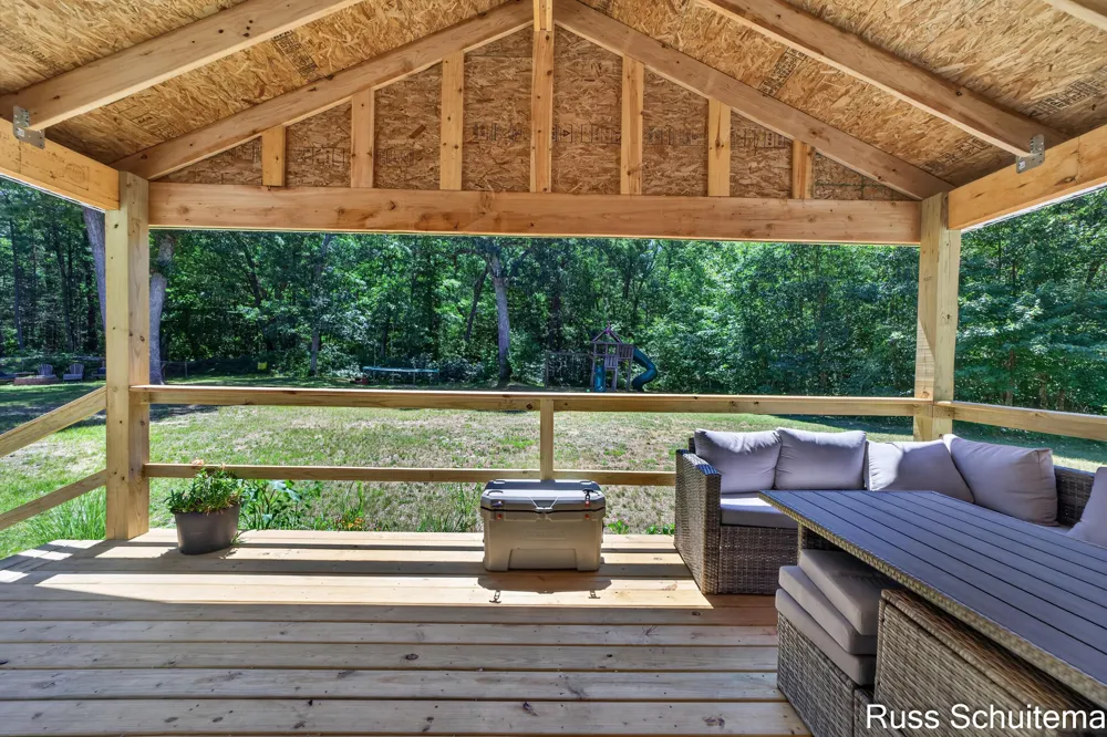 11508 Nichols Road Holton, MI 49425