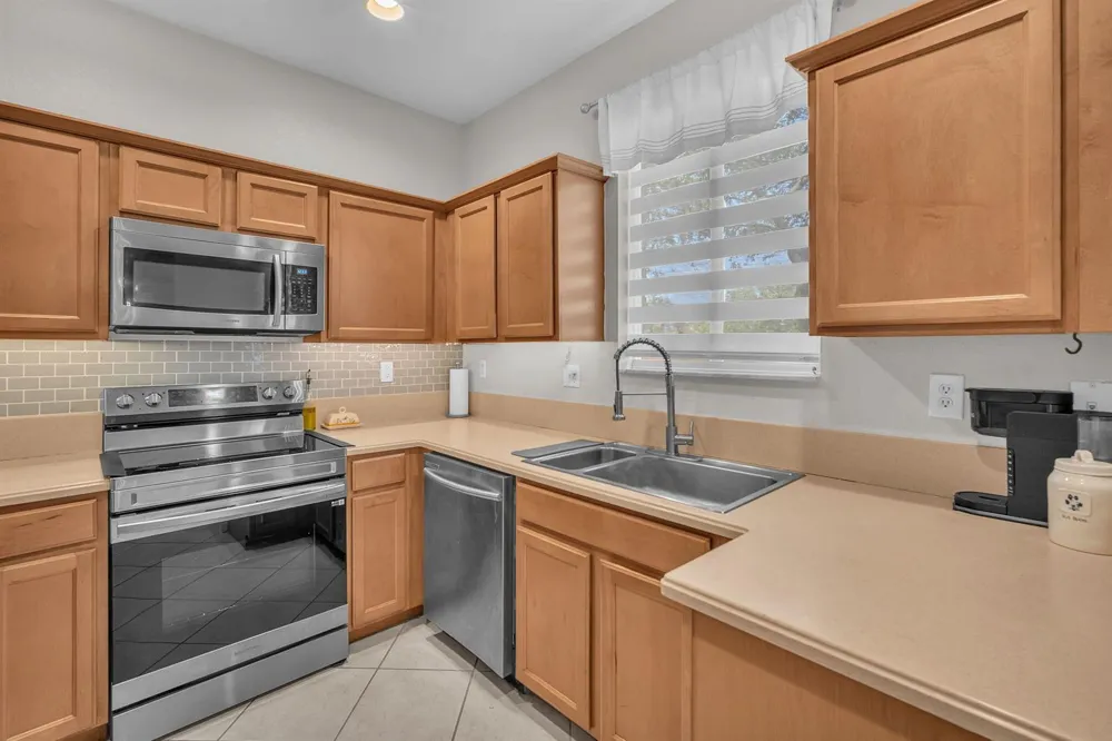 21431 NW 13TH COURT ##116 Miami Gardens, FL 33169