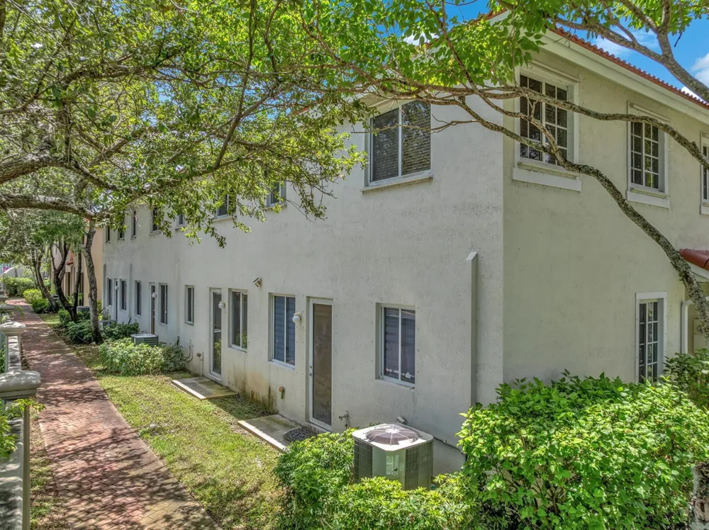 21431 NW 13TH COURT ##116 Miami Gardens, FL 33169