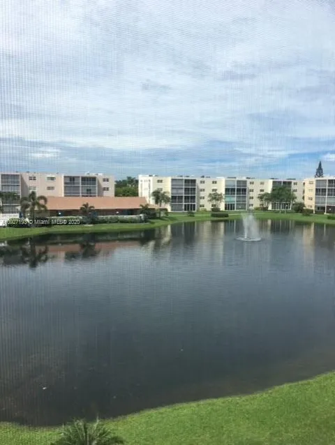 315 SE 11TH TERRACE #305
