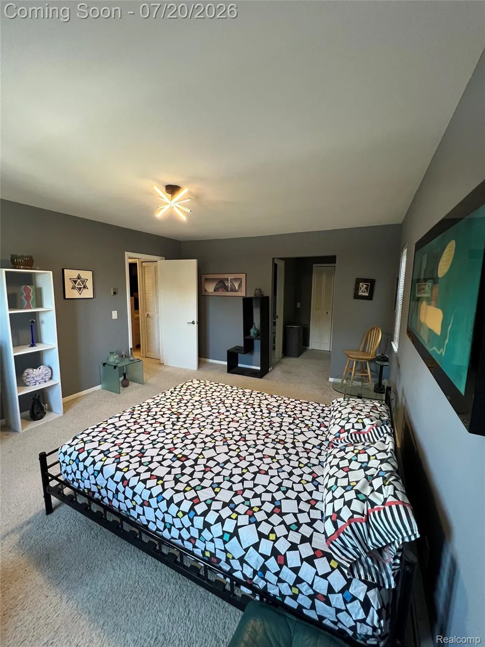 555 Townsend Street #203 Birmingham City, MI 48009