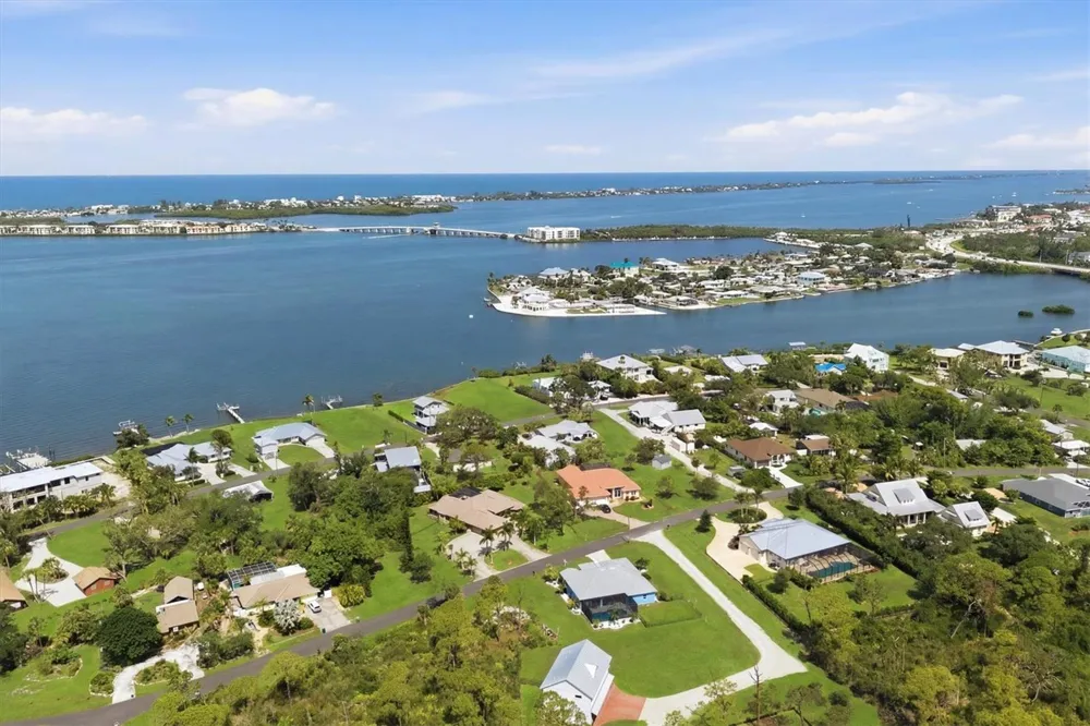 1710 PARKER DRIVE Englewood, FL 34223