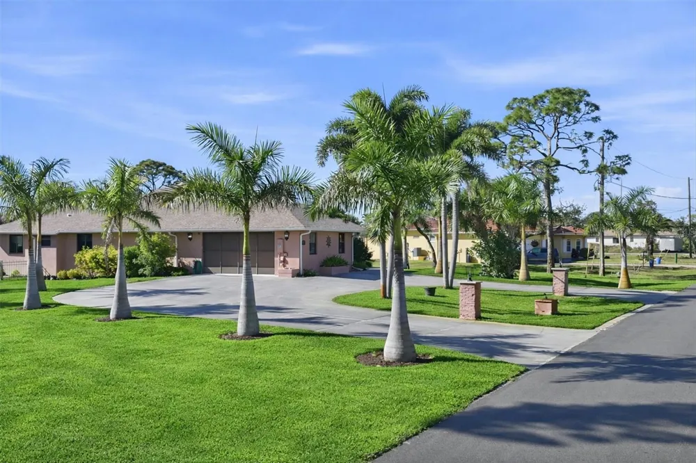 1710 PARKER DRIVE Englewood, FL 34223