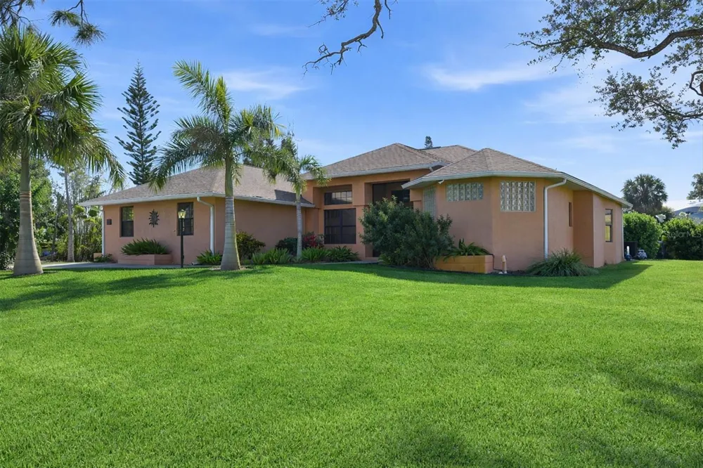 1710 PARKER DRIVE Englewood, FL 34223