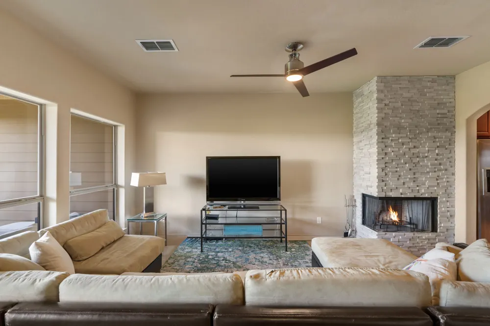970 Parkview Drive Canyon Lake, TX 78133