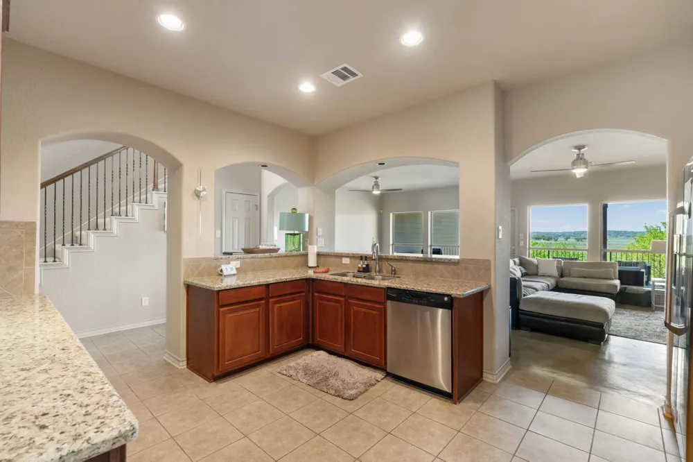 970 Parkview Drive Canyon Lake, TX 78133