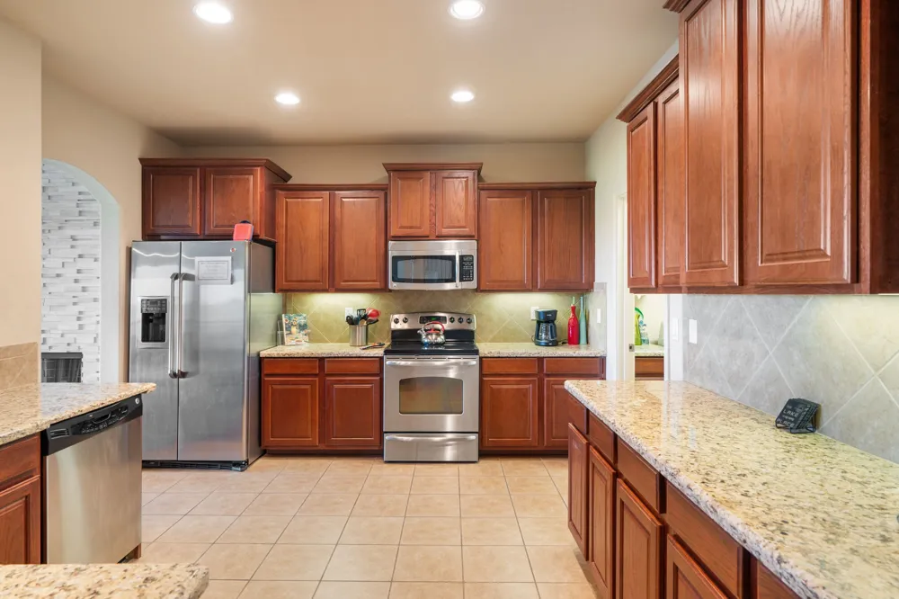 970 Parkview Drive Canyon Lake, TX 78133