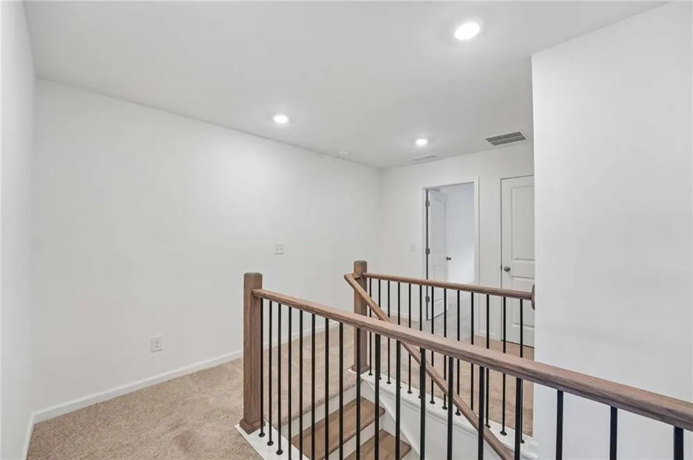 320 Dearborn Drive Cartersville, GA 30120
