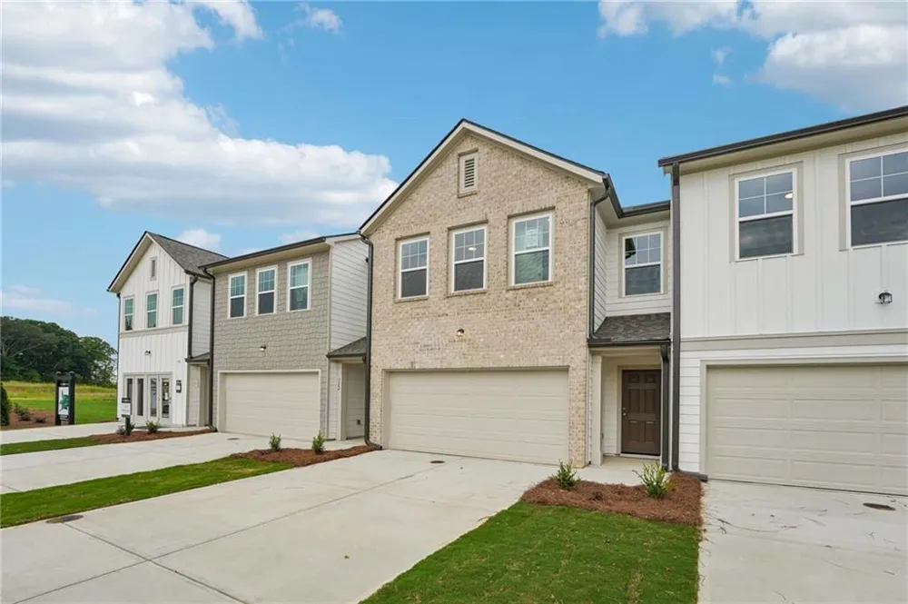 320 Dearborn Drive Cartersville, GA 30120