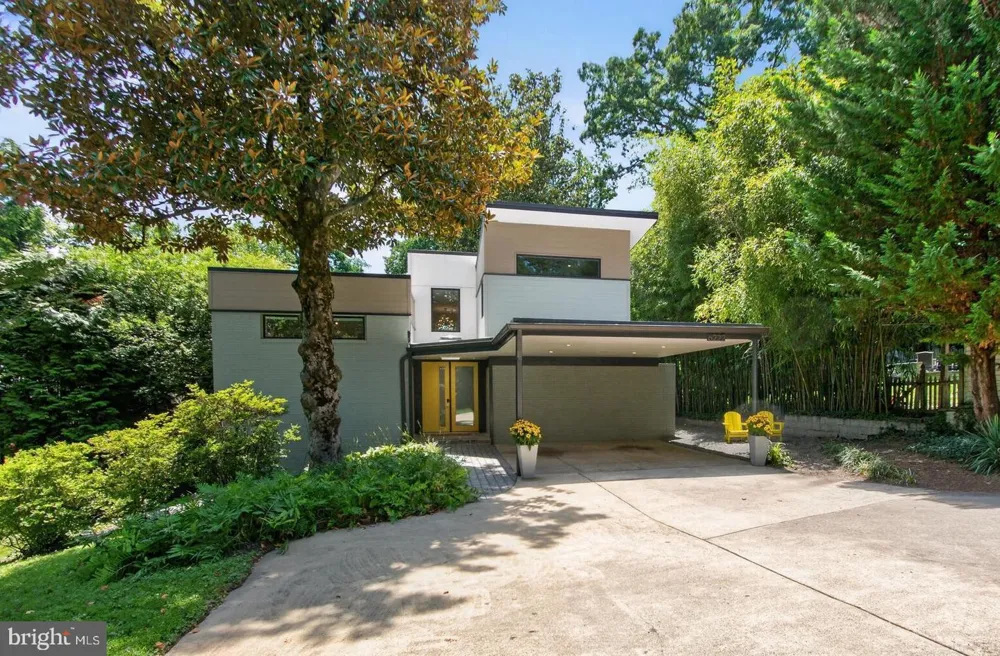 6222 DAHLONEGA ROAD Bethesda, MD 20816