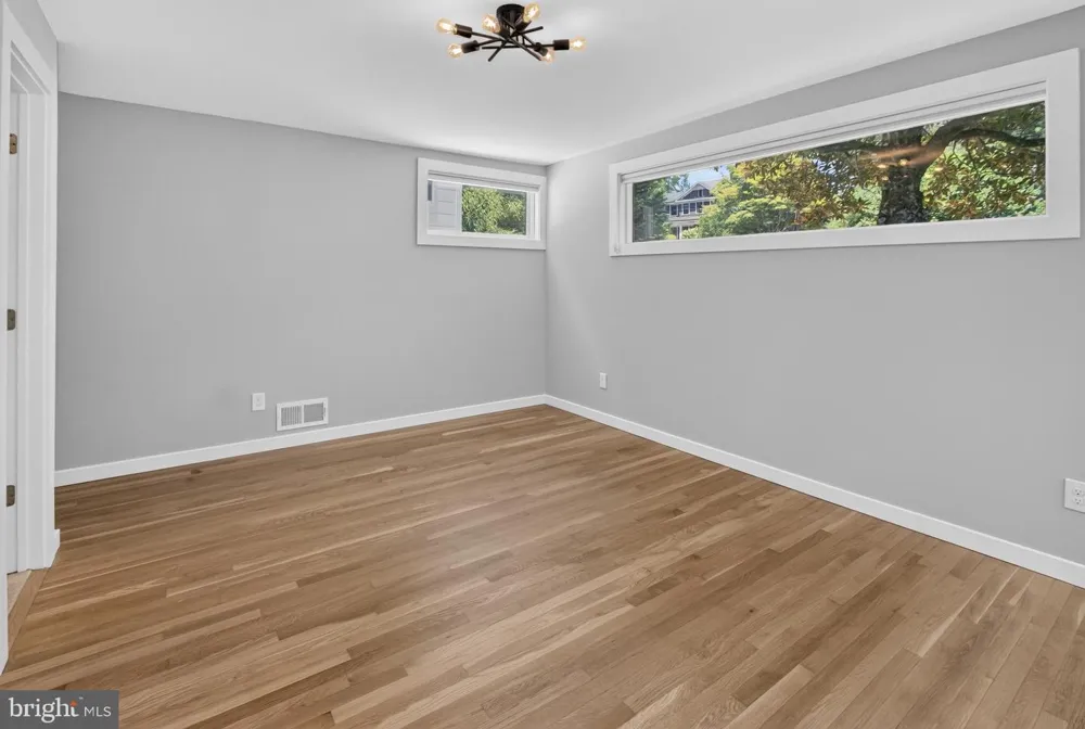 6222 DAHLONEGA ROAD Bethesda, MD 20816