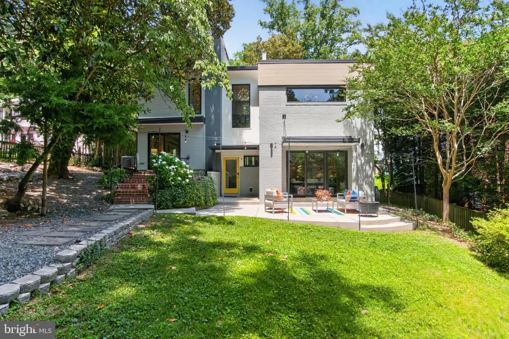 6222 DAHLONEGA ROAD Bethesda, MD 20816