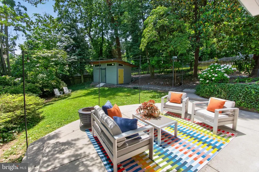 6222 DAHLONEGA ROAD Bethesda, MD 20816