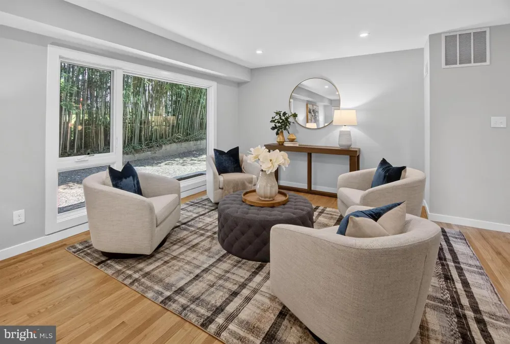 6222 DAHLONEGA ROAD Bethesda, MD 20816