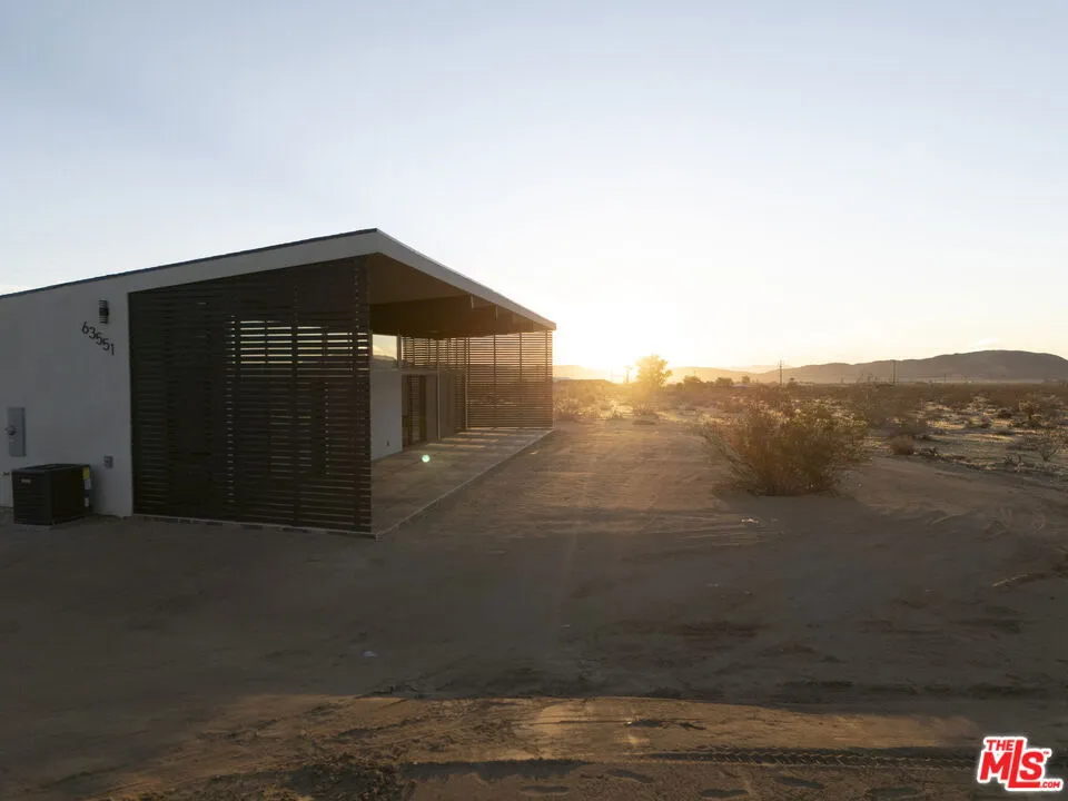 63551 Cobalt Road Joshua Tree, CA 92252