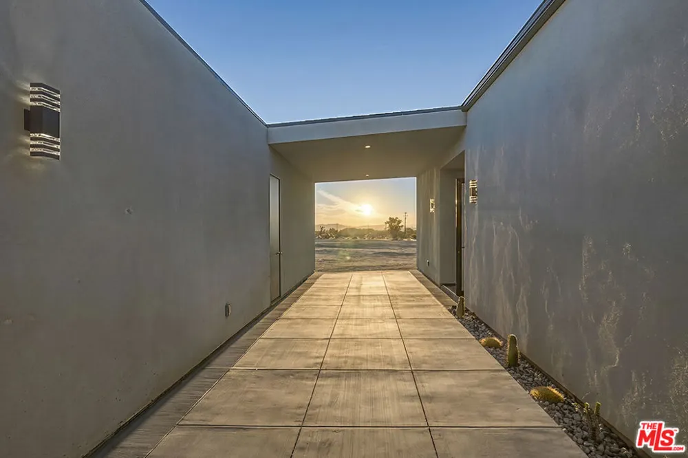 63551 Cobalt Road Joshua Tree, CA 92252