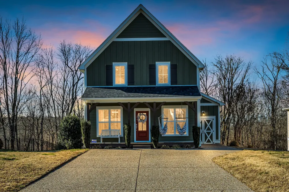 321 Evans Dr Tullahoma, TN 37388