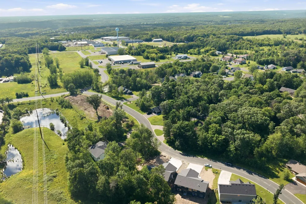 1333 E Aspen Drive Saint Croix Falls, WI 54024