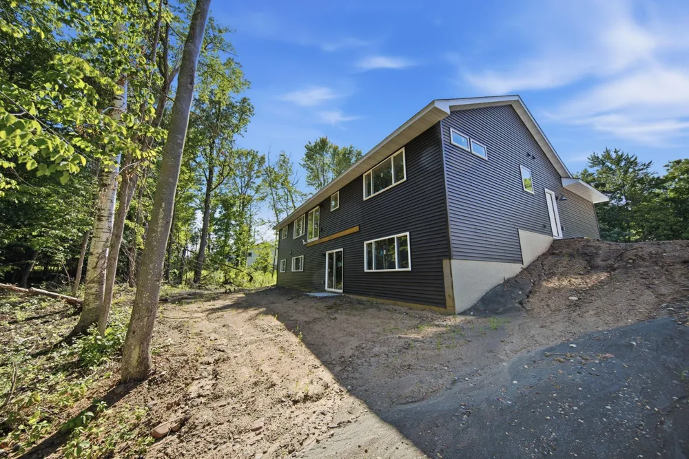 1333 E Aspen Drive Saint Croix Falls, WI 54024