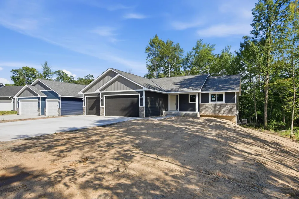 1333 E Aspen Drive Saint Croix Falls, WI 54024