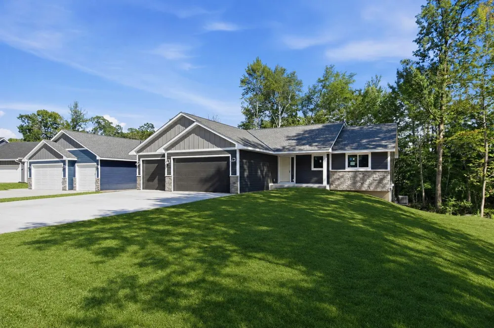 1333 E Aspen Drive Saint Croix Falls, WI 54024