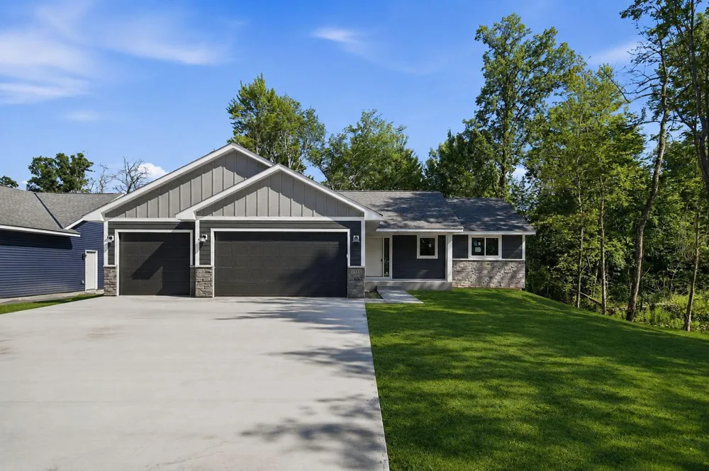 1333 E Aspen Drive Saint Croix Falls, WI 54024