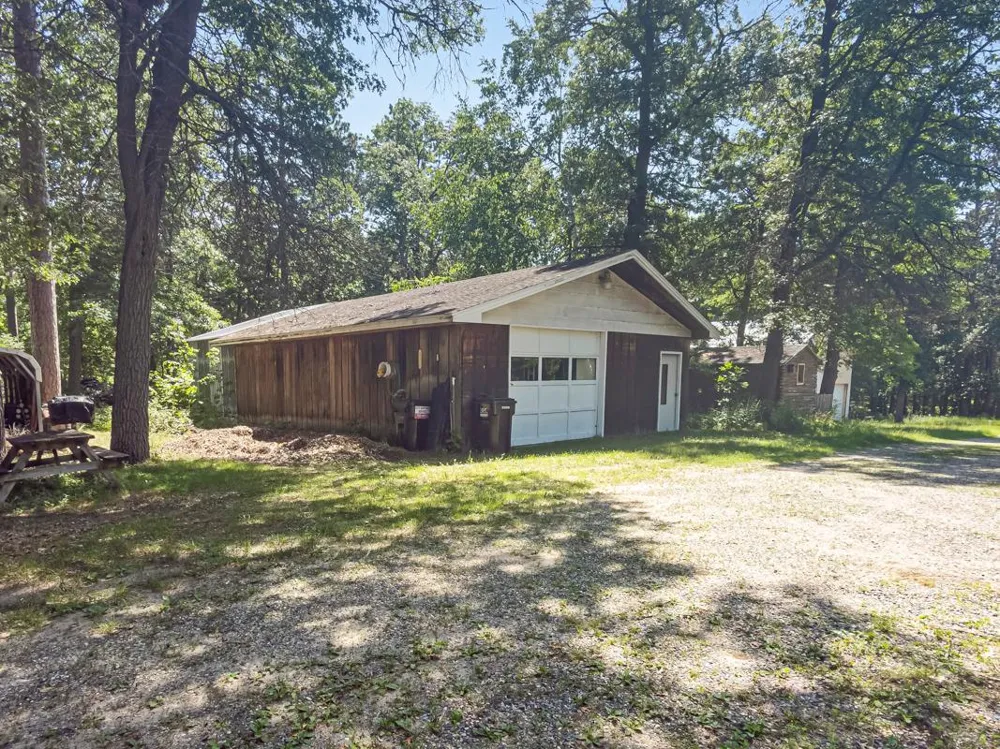 36975 Taylors Beach Road Menahga, MN 56464