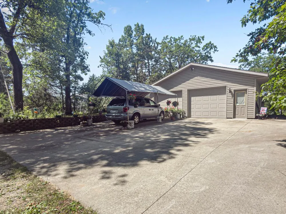 36975 Taylors Beach Road Menahga, MN 56464
