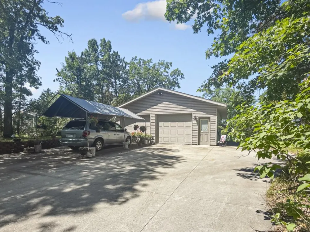 36975 Taylors Beach Road Menahga, MN 56464