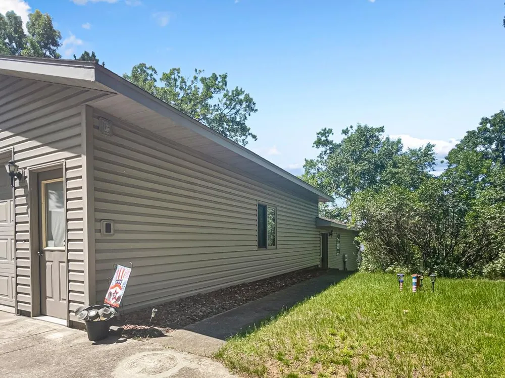 36975 Taylors Beach Road Menahga, MN 56464