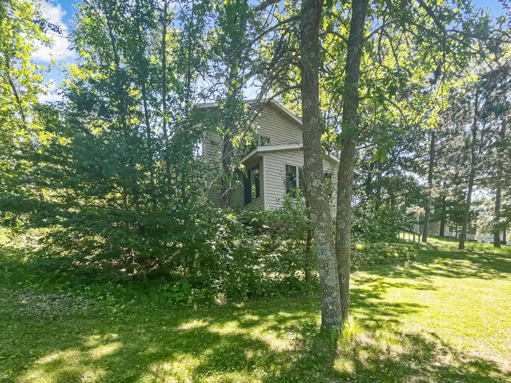 36975 Taylors Beach Road Menahga, MN 56464