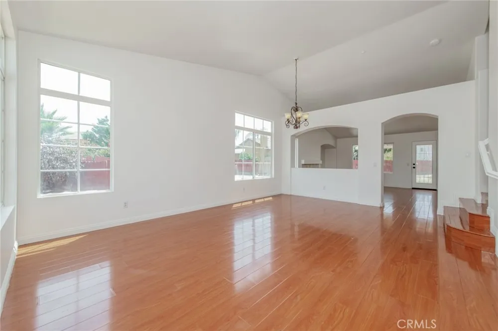 4280 Jenkins Ln Riverside, CA 92501