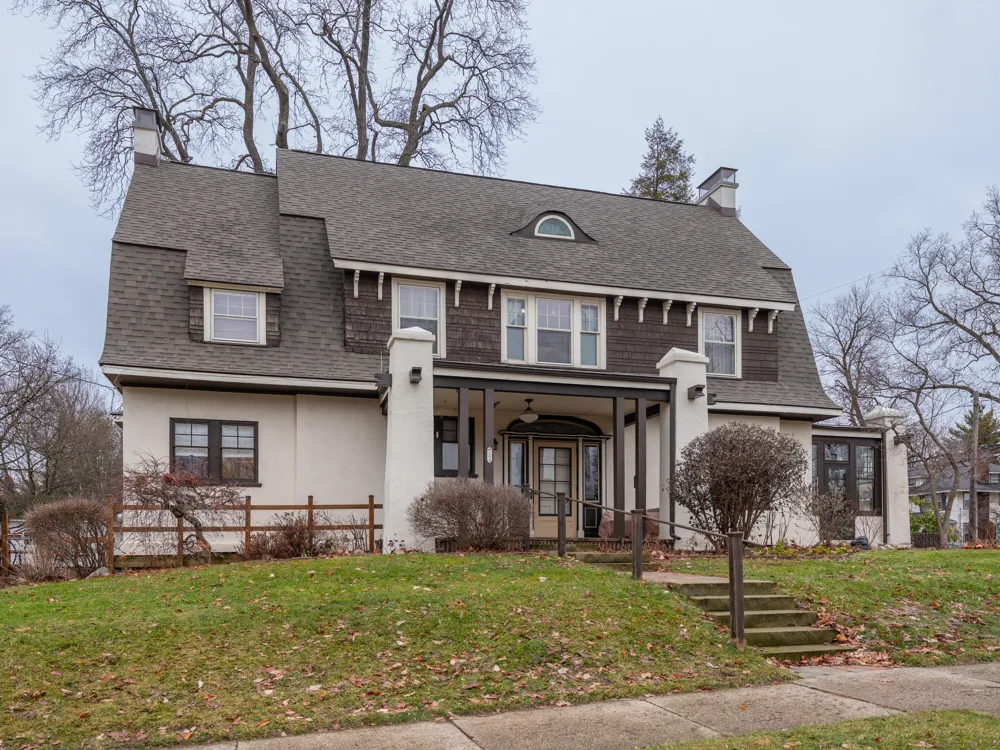 204 Monroe Street Kalamazoo, MI 49006
