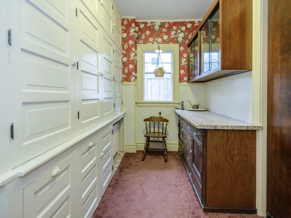 204 Monroe Street Kalamazoo, MI 49006