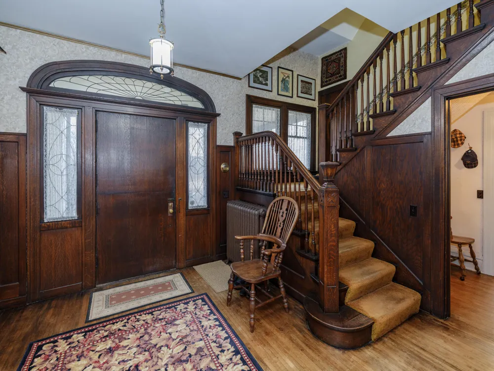 204 Monroe Street Kalamazoo, MI 49006