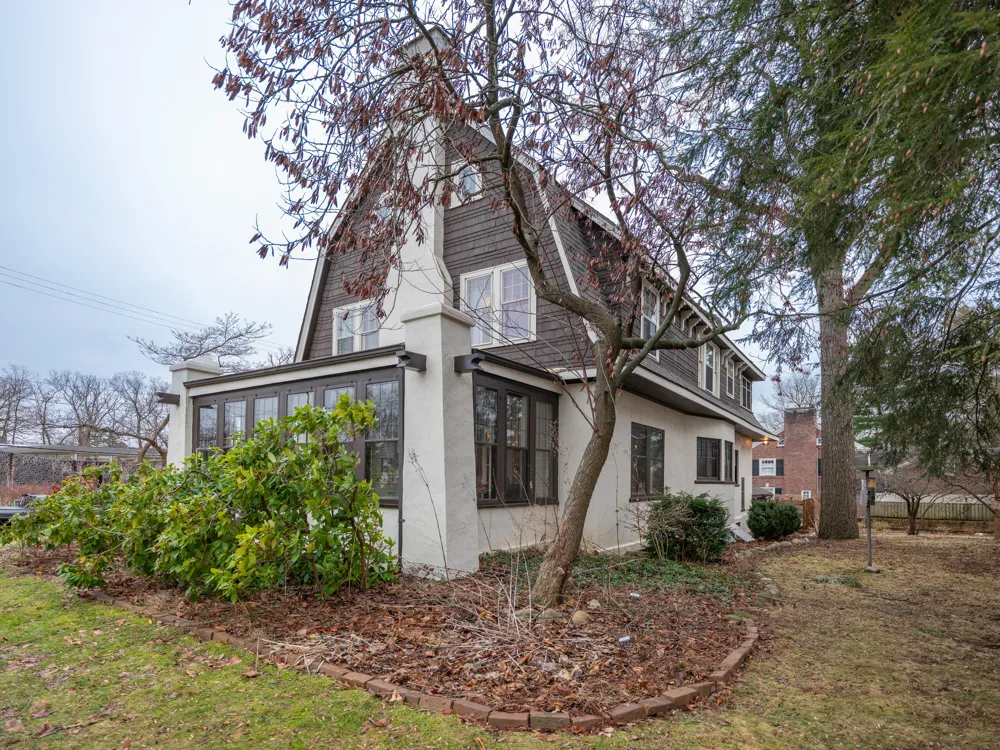204 Monroe Street Kalamazoo, MI 49006