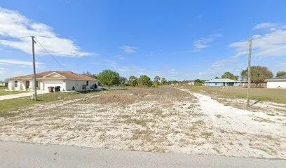 2700 40TH STREET SW Lehigh Acres, FL 33976