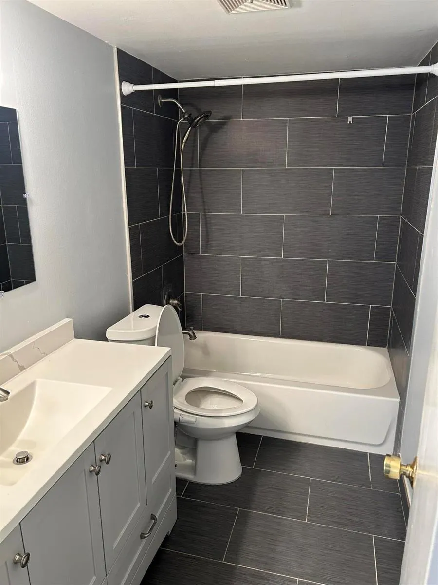890 Federal Highway #102 Lantana, FL 33462