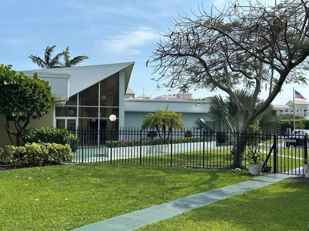 890 Federal Highway #102 Lantana, FL 33462