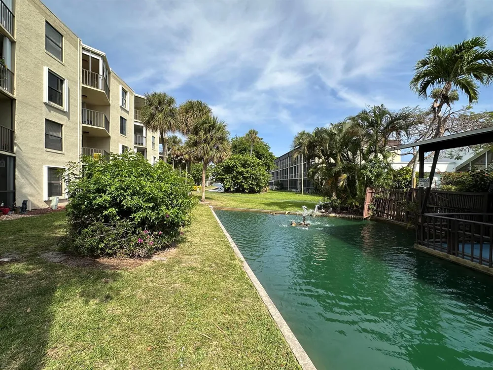 890 Federal Highway #102 Lantana, FL 33462