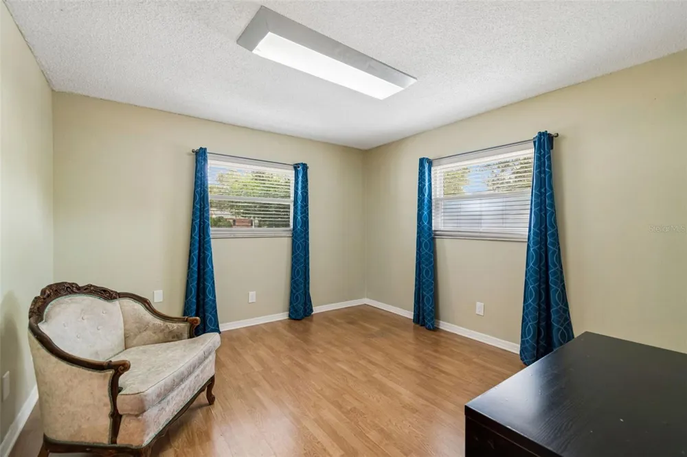 5712 20TH AVENUE S Tampa, FL 33619