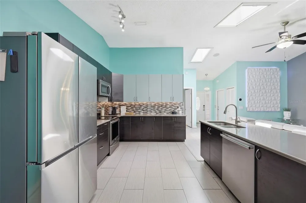 1014 CONLEY DRIVE Oviedo, FL 32765