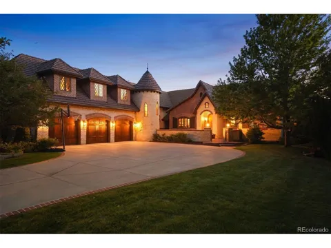 5700 Amber Ridge Drive