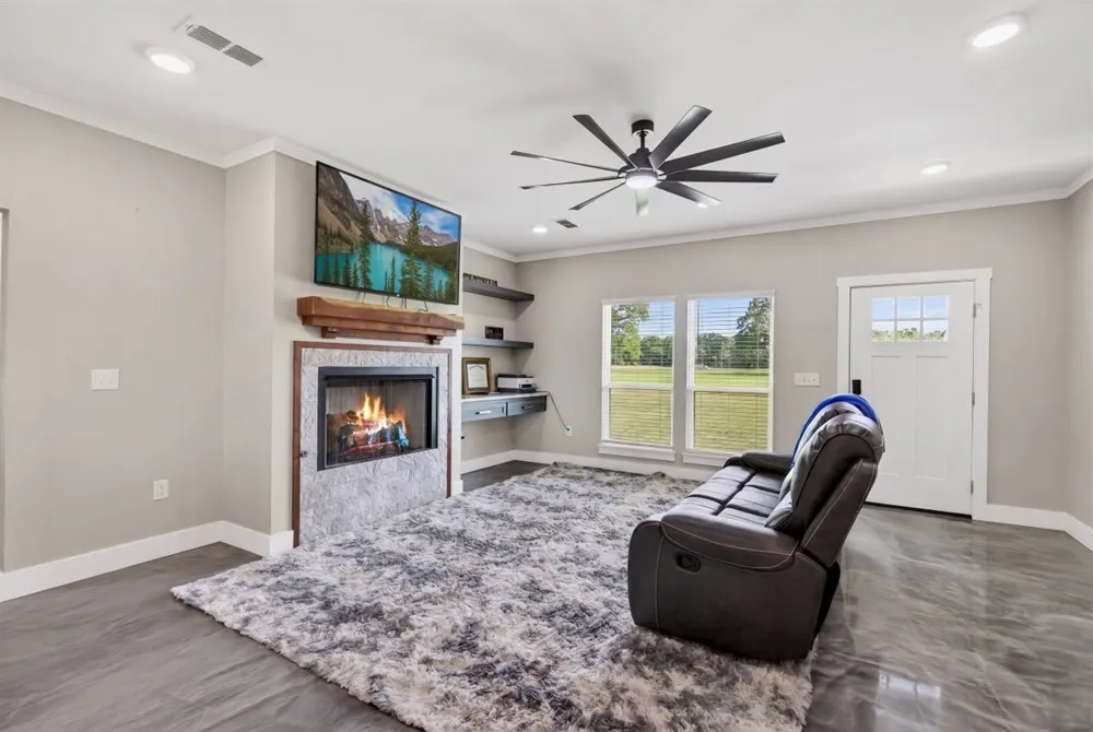 9968 County Road 1200 Athens, TX 75751